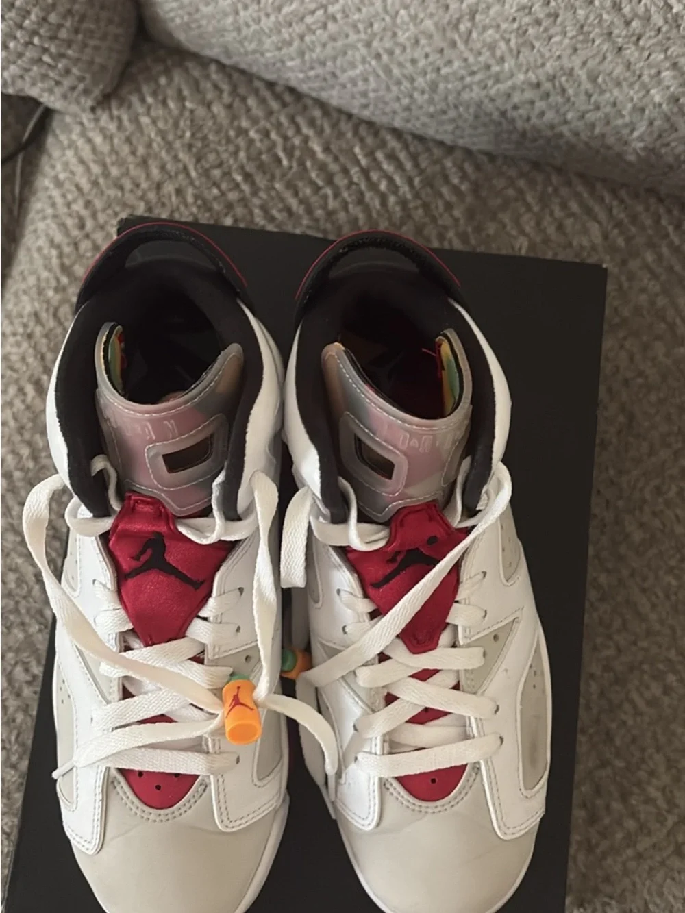 Jordan Kids Sneakers - Grey / Black / White Jordan 6 Retro Hare